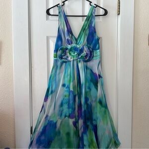 Teri Jon by Rickie Freeman Silk Chiffon Floral Watercolor Gown Size 8 Easter